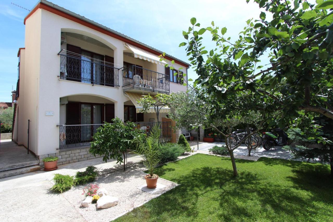 Apartments Denise Rovinj Bagian luar foto