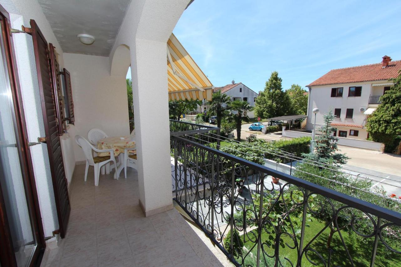 Apartments Denise Rovinj Bagian luar foto